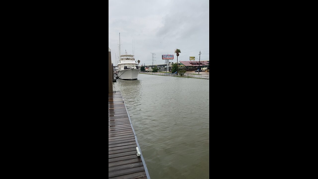 Alberto hits Kemah TX