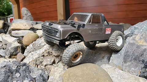 SCX24 C10 out on the rocks for the first time in a while!