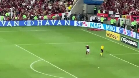Rodinei marcando o gol do título da Copa do Brasil 2022 + Comemoração