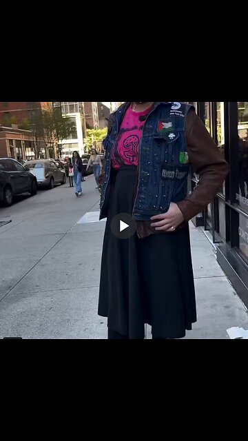 What are this creature’s pronouns?