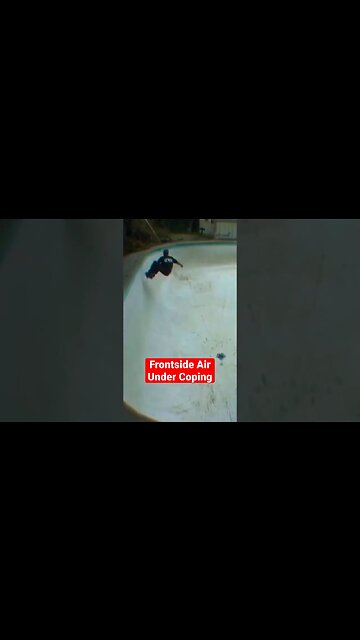 Baby Frontside Air In A Perfect Pool #learn #howto #poolskateboarding #poolskating #skateboarding