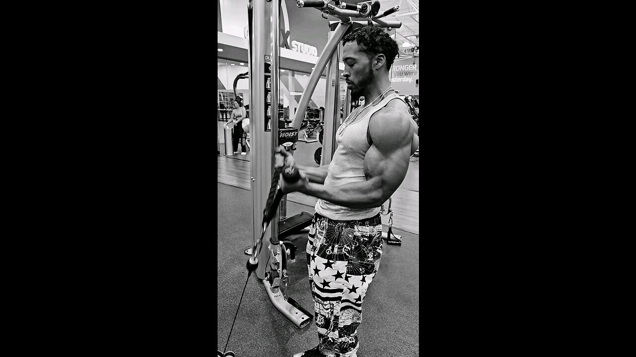 ⚠️❗️⚠️BEST ALL NATURALBODY YOU EVER SEEN @ANARMYOFGREATS ON IG⚠️❗️⚠️