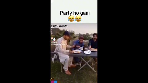 Party hogai 😂😂