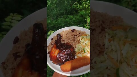 Beautiful day for some rice and peas and chicken #asmr #jamaica #riceandpeas #cooking #asmrfood