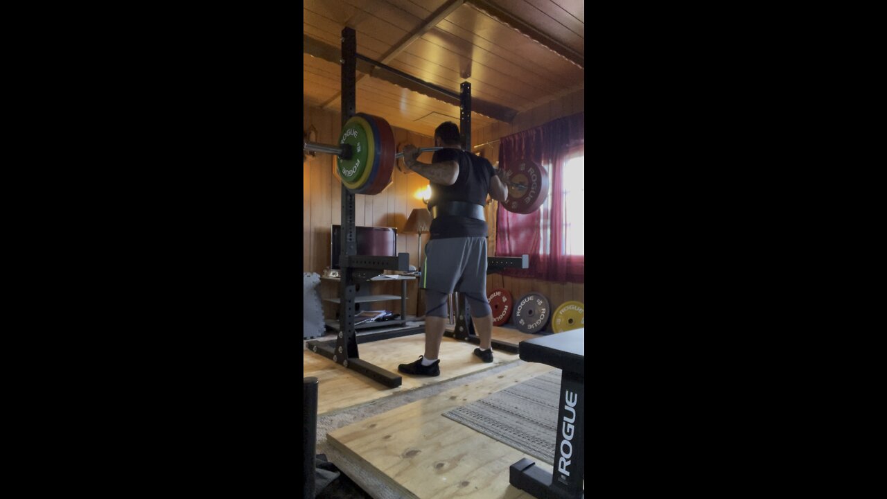 474 lbs PR on the squat/bison bar