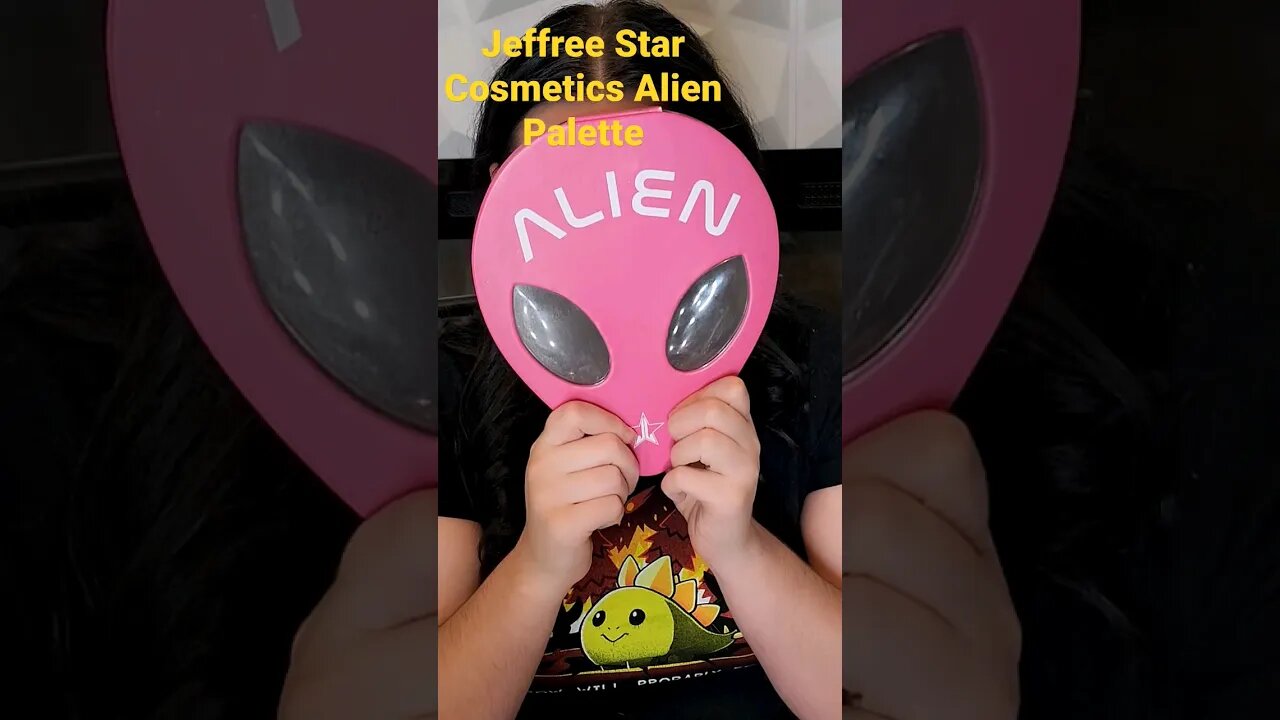 Jeffree Star Cosmetics Alien Palette #jeffreestarcosmetics #alien #shorts #makeup