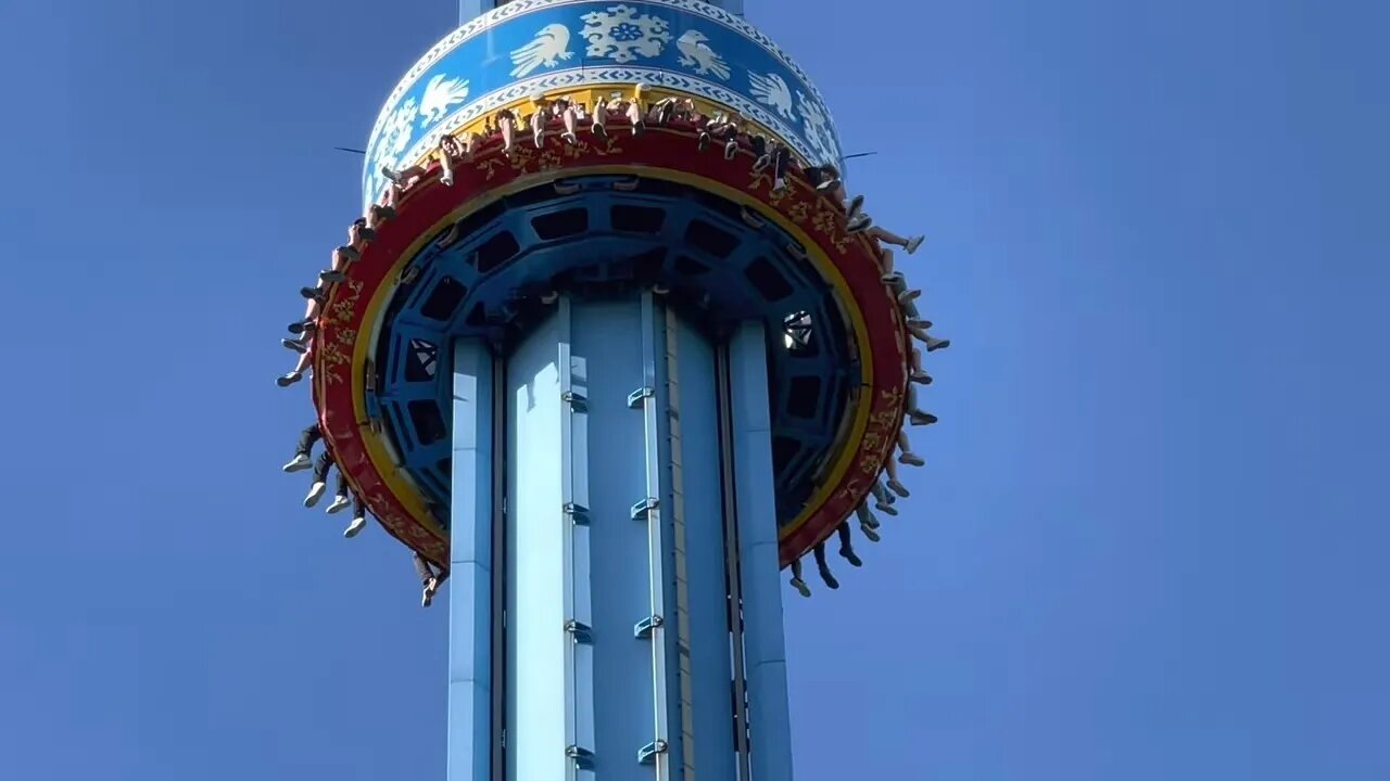 People Stuck on Ride at Busch Gardens Williamsburg