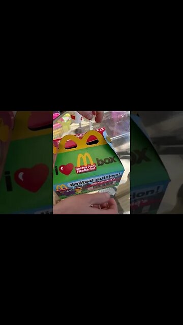 MCDONALDS ADULT HAPPY MEAL BOX UNBOXING *TOY INCLUDED*