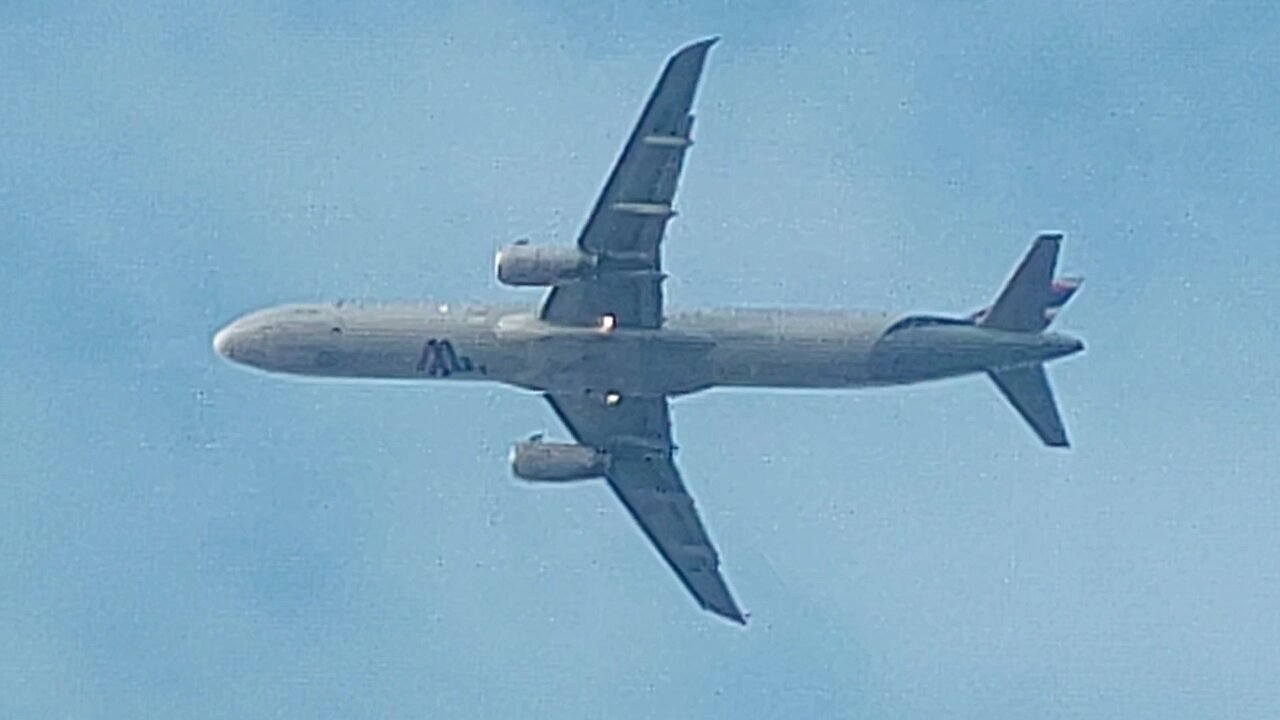 Airbus A321 PT-MXI departing from Fortaleza to Guarulhos