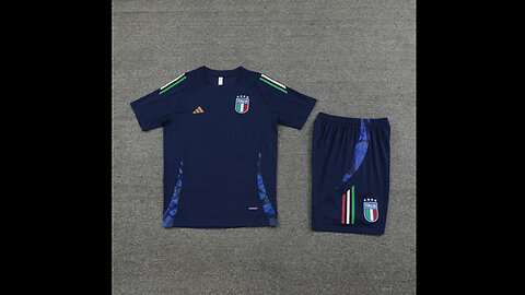 👉🏻⚽️ 2024/25 Italy Adult Blue Short Sleeve Training Kit