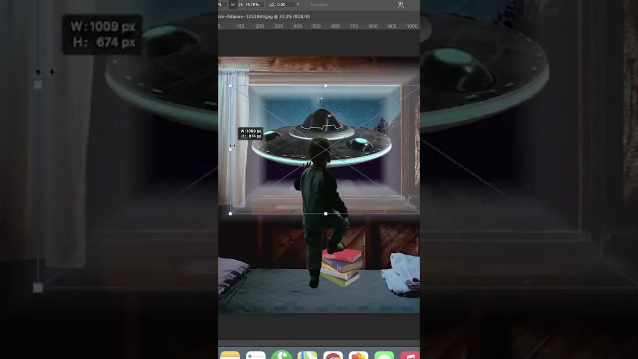 Creating a spooky UFO Scene in Photoshop (Speed Edit)