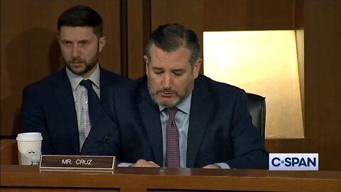 Ted Cruz demands answers from the FBI about Jan 6th