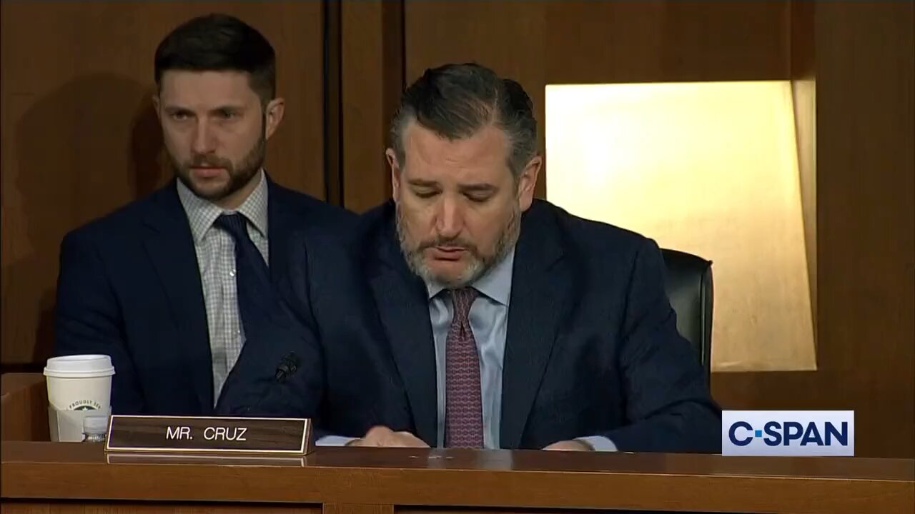 Ted Cruz demands answers from the FBI about Jan 6th