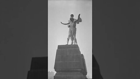 (1929) Cabaret Dancers Dance Atop NYC Building #shorts #short