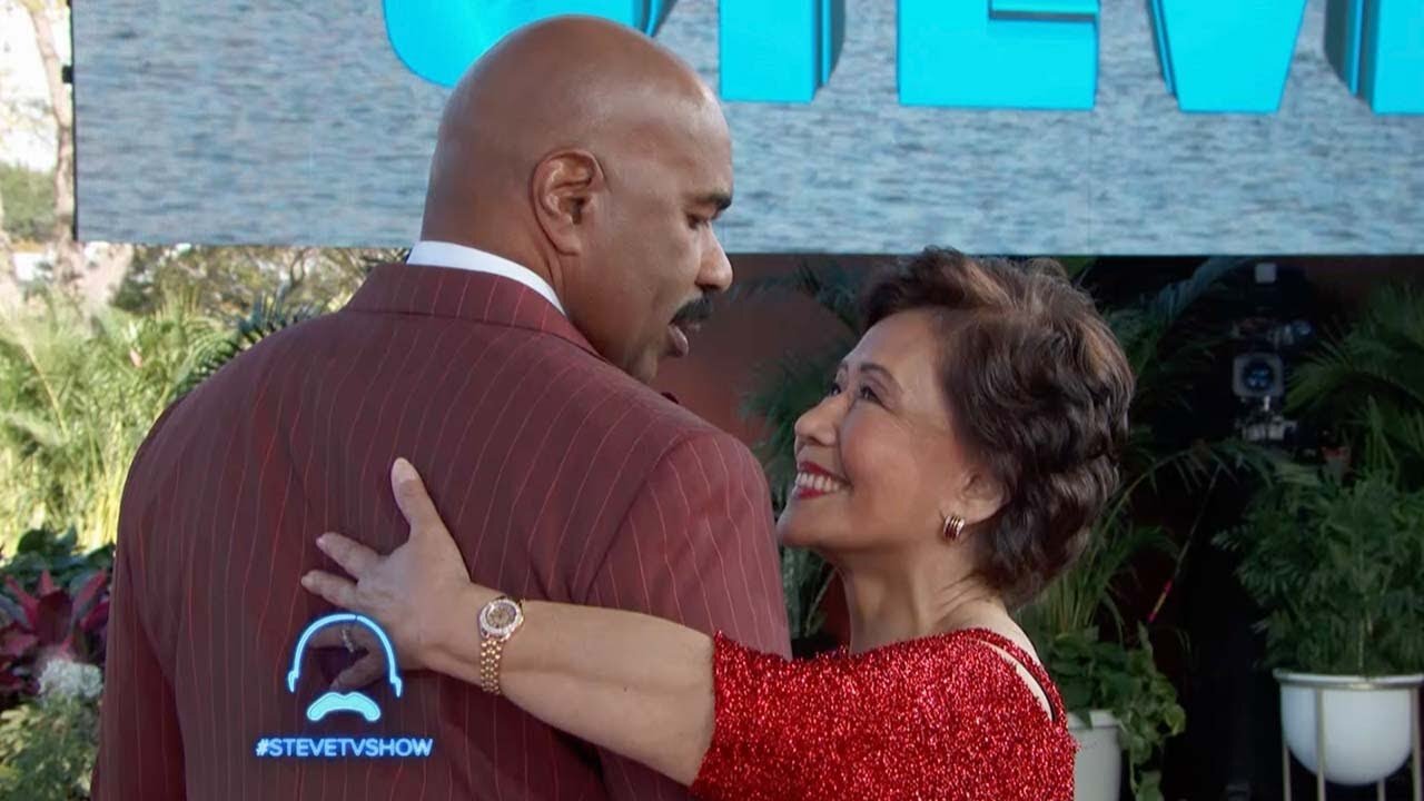 Steve Harvey Dances the Tango with an Audience Member!