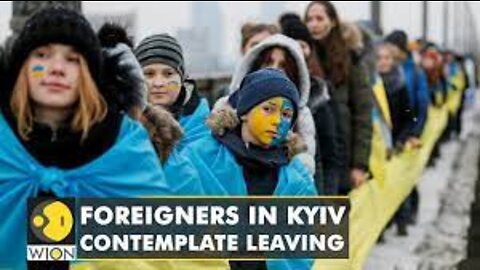 Fears of a Russian attack prompts people to leave Kyiv | Russia-Ukraine Conflict | WION World News