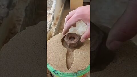 Fun Sand Casting Pouring Aluminium