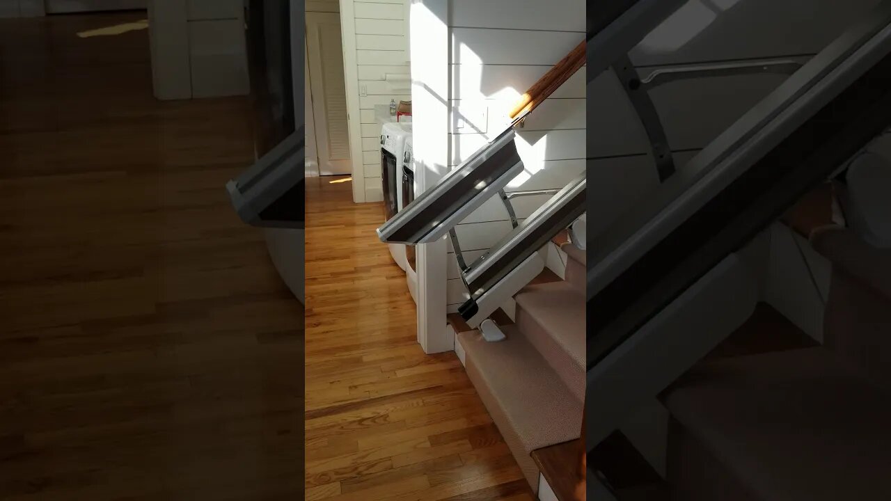 Stairlift Powered Retractable Rail