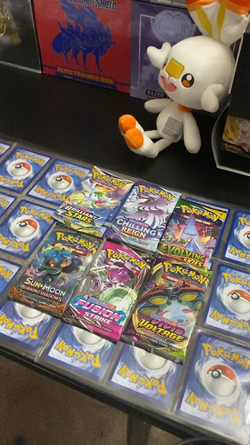 Pokémon Daily Pack Opening!!