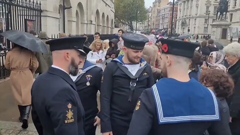 Horse Guards parade closes cost of living protest 10,000 protesters #horseguardsparade