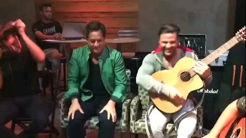 Leonardo e Eduardo Costa em Passe Livre-Backwards