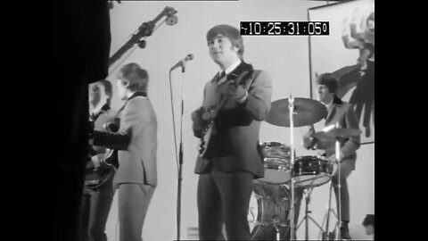 Behind The Scenes of 'A Hard Days Night' , You Can't Do That, synced clip