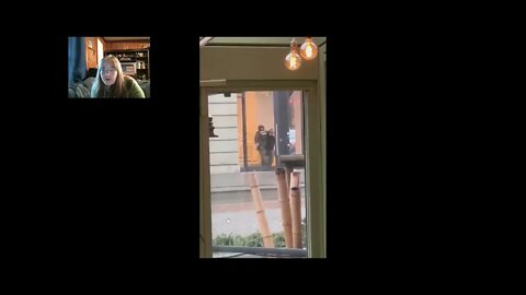 2-22-22 Breaking News Hostage/Robber Apple Amsterdam