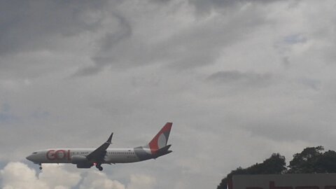 Cessna 650 Citation III PS-MPL vindo de Tabatinga e Boeing 737 MAX 8 PR-XMU vindo de Porto Velho