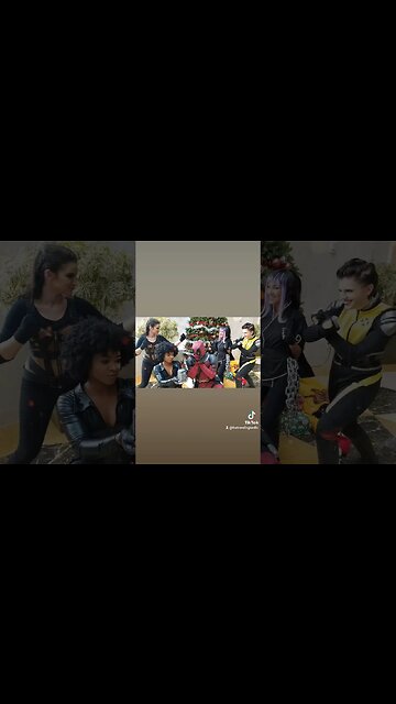 🎄#TARDIS #CHRISTMAS #COSPLAY #DEADPOOL ❄️ #HOLMAT #TRAVELINGTARDIS #SUBSCRIBE #SHORTS