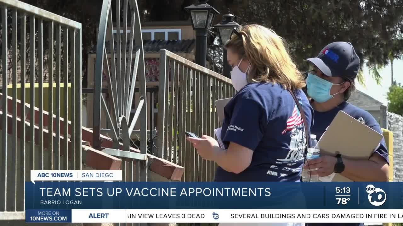 Team in Barrio Logan sets up vaccine appointments