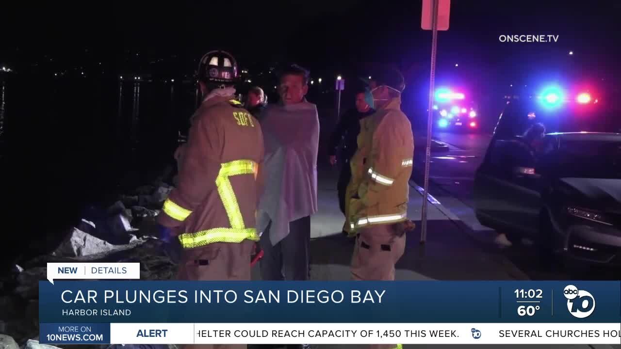 Car plunges into San Diego Bay off Harbor Island