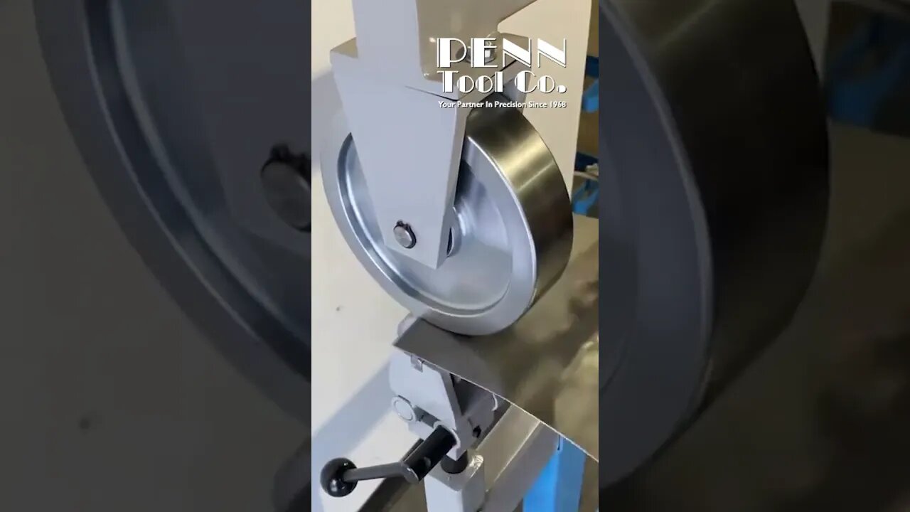 Shaping sheet metal smoothly and easily!