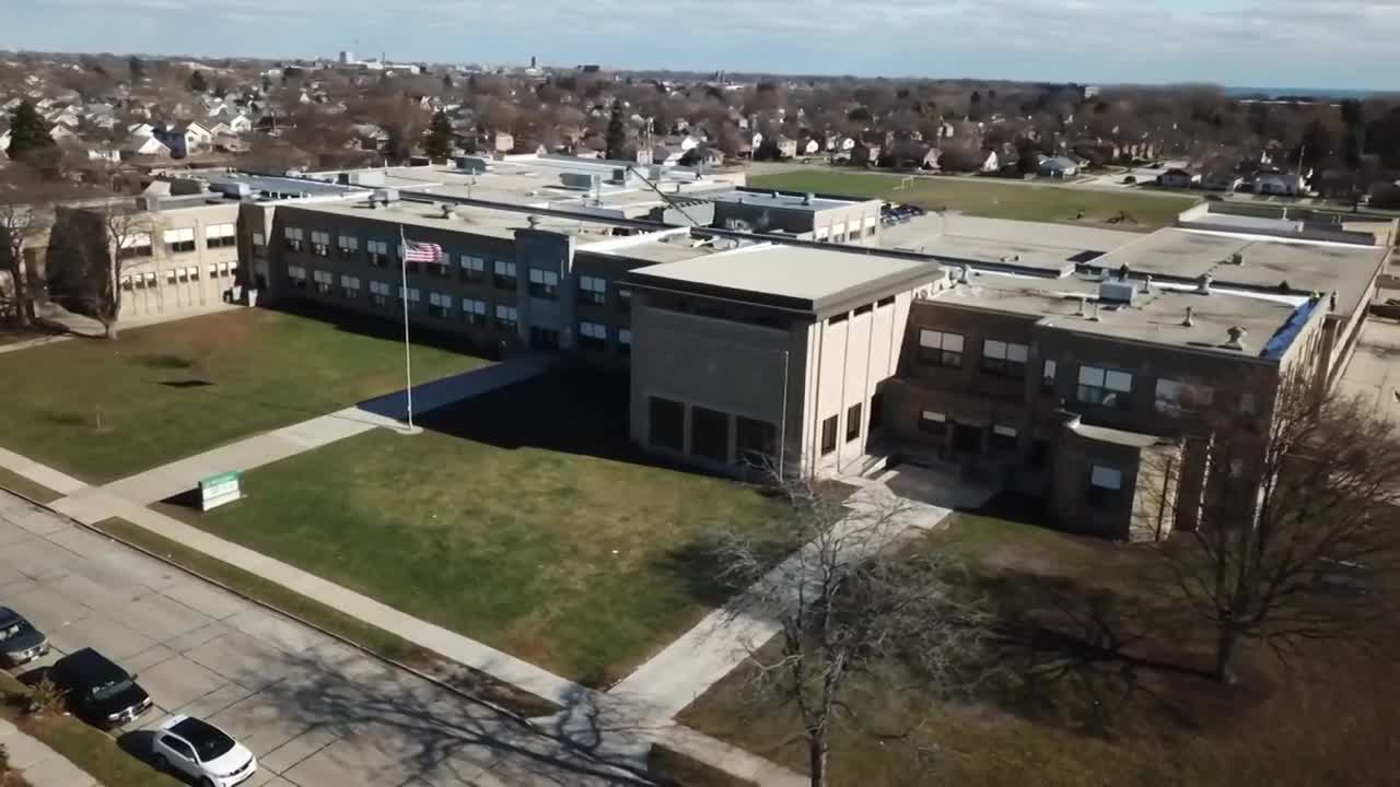 Grievance alleges chaos, teachers unsafe, at Racine school