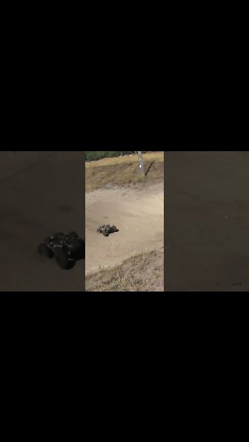 Kraton 8S get's airborne