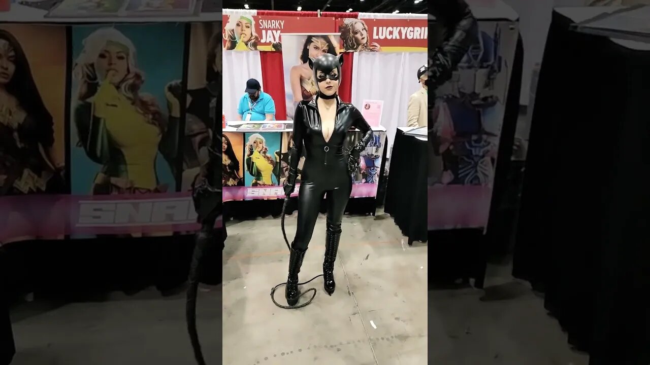 Megacon Snarky Jay Catwoman Cosplay