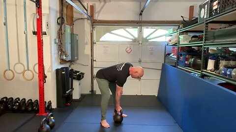 Kettlebells: Fix Your Form- Single Arm Kettlebell Row