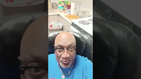 "Catch Poppa Will #SittinandSpittinInTheKitchen - You WON'T Believe What Happens Next!"