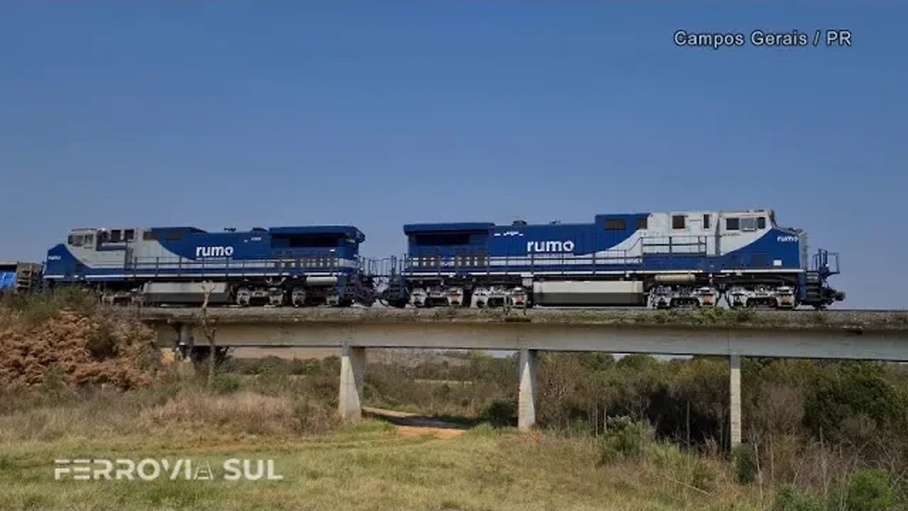 Trens registrados próximos do parque de Vila Velha. no Paraná