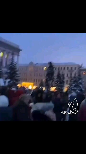 Protesters in Kiev demand the resignation of Zelenskyy and chant “Zelenskyy get out”