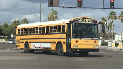 Bus T175 turning.