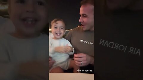 Mario Gotze comemorando o título da Argentina do Messi