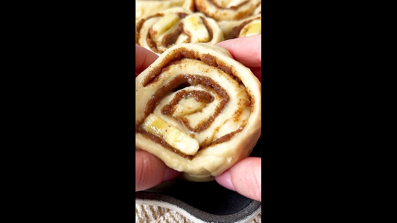 cinnamon rolls 😋