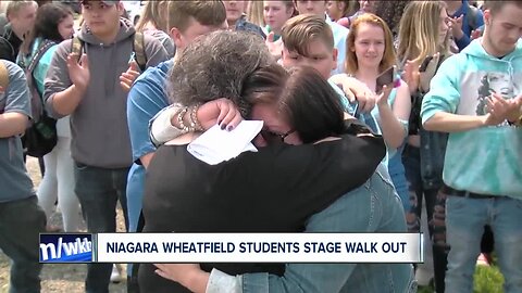 Niagara Wheatfield students stage walk out