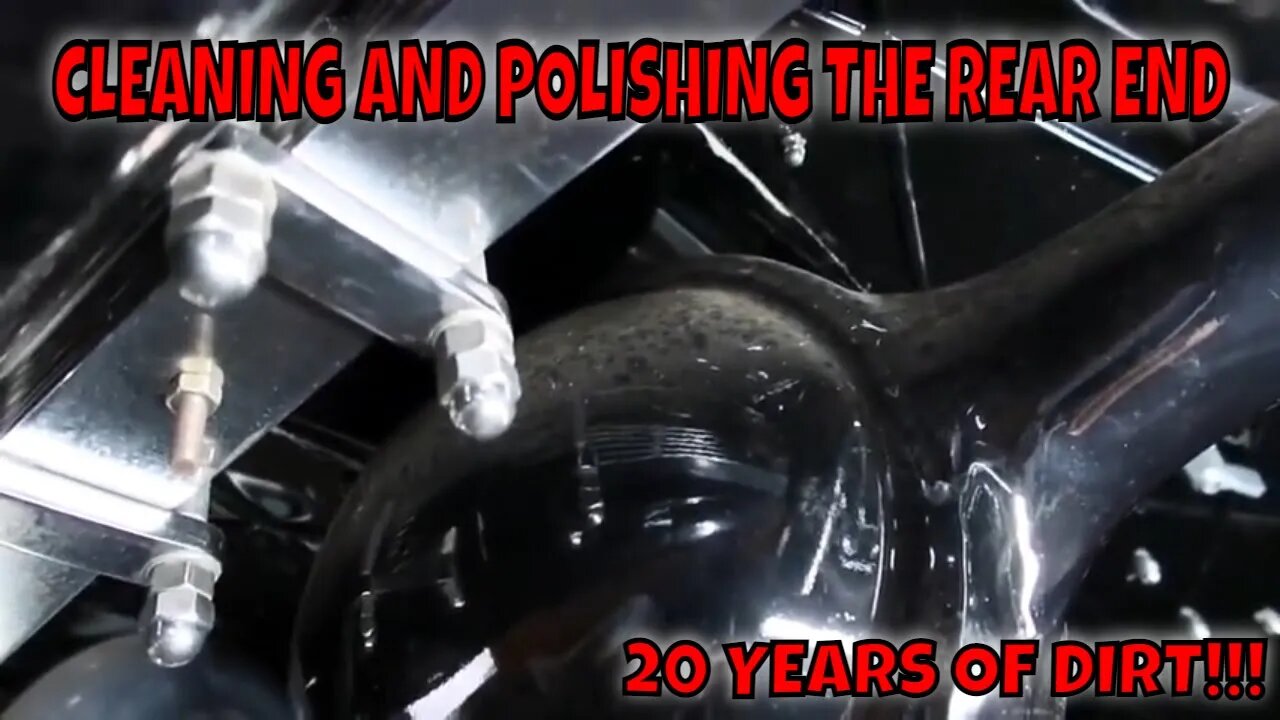 CLEANING AND POLISHING THE CHROME REAR END OF THE 1932 FORD ROADSTER.... 20 YEARS OF DIRT!!!