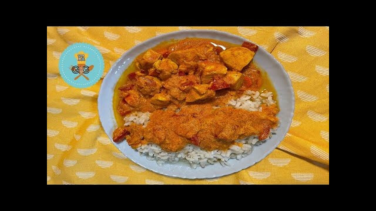 Chicken With Reb Bell Pepper / Κοτόπουλο Με Κόκκινες Πιπεριές