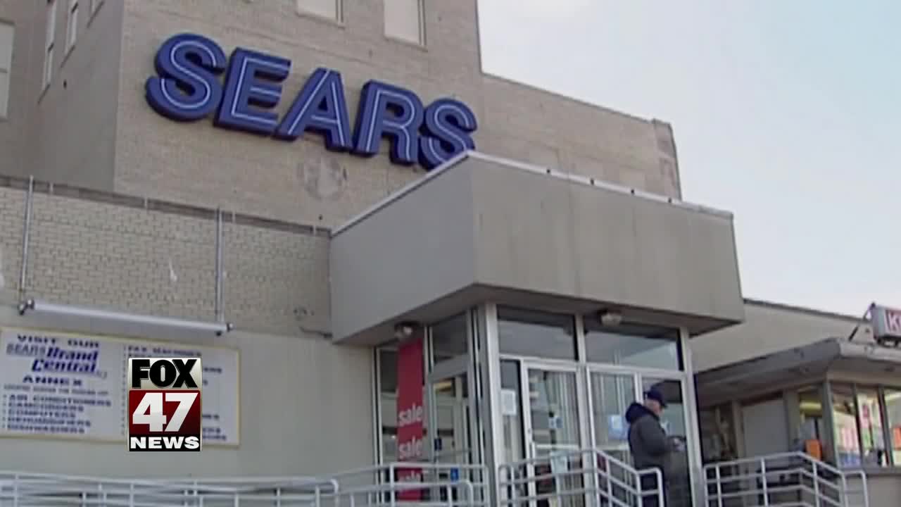 Sears closing at Twelve Oaks Mall in Novi and closing another store in Muskegon