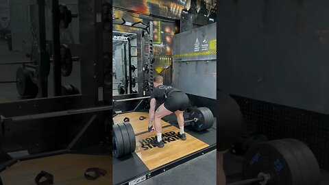 DEADLIFT ARE LIFE, WHO AGREES #gym #gymlife #workouts #youtuber #fitness #fitnesslife #gymworkout
