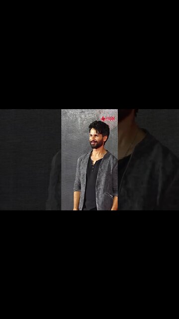 Shahid Kapoor's CUTE reaction as paps call him "Cool daddy" at Gadar 2 success bash 😍