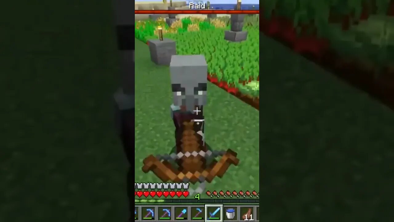 AcCeDeNtAl RaId #minecraftfunnymoments #minecraftmultiplayer #minecraftsmp #minecraftshorts