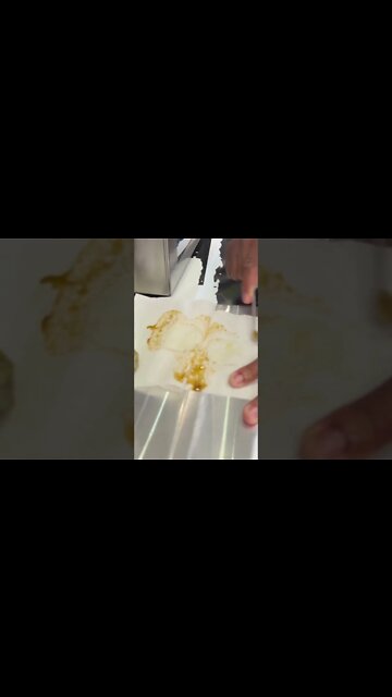 Golden Hour🍯💨😍NugSmasher® Rosin Made Simple® Learn more at NugSmasher.com